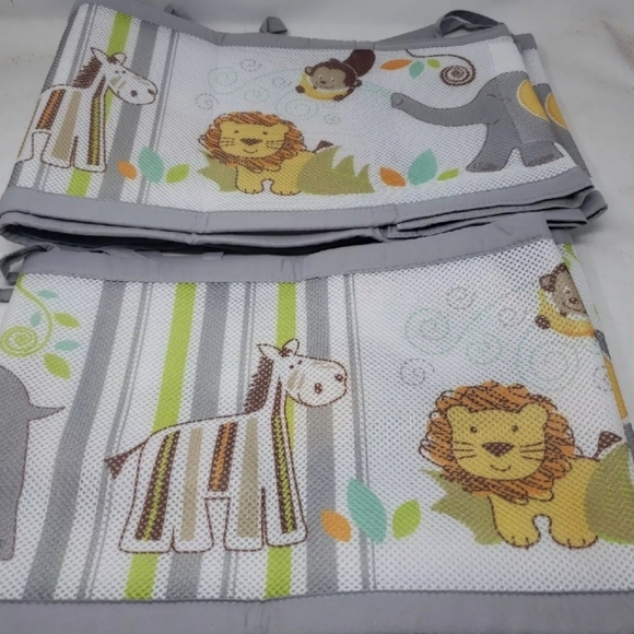 Breathable mesh crib liner - used, washable - Picture 3 of 5